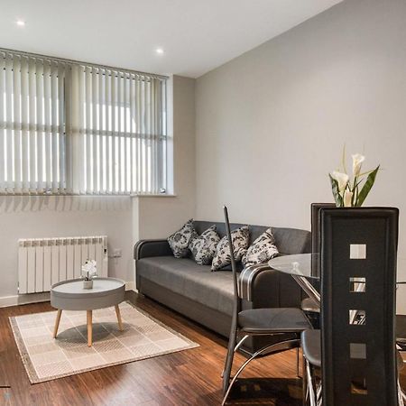 Cosy 1-Bed By Heathrow Airport Londres Exterior foto
