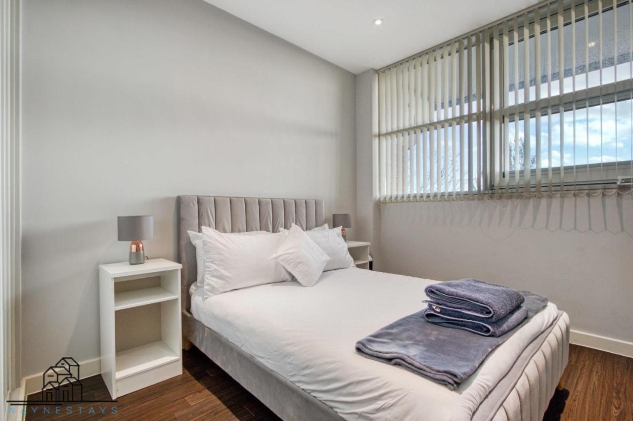 Cosy 1-Bed By Heathrow Airport Londres Exterior foto